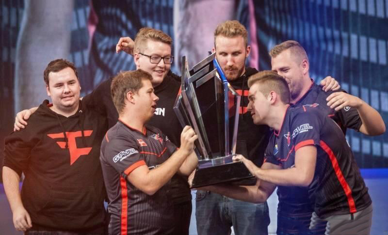 Team Heretics 将在2025年电子竞技世界杯决赛中对阵 Fnatic