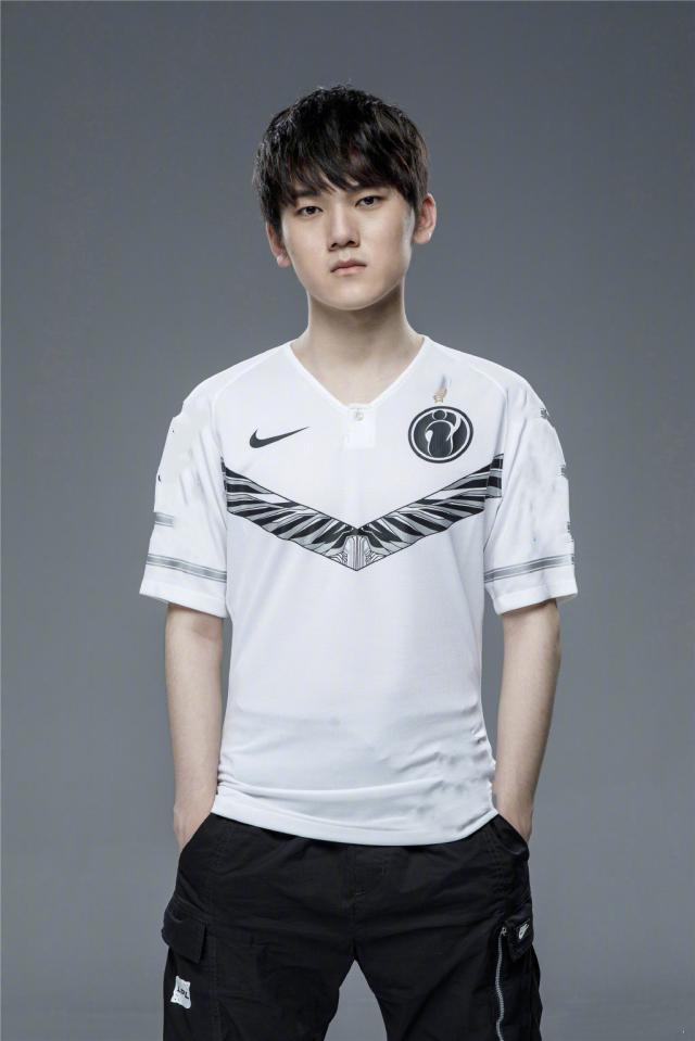 连败延续！T1自去年夏季赛以来对战GEN战绩已来到十连败